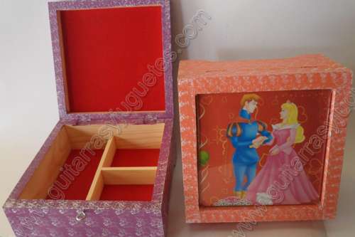 Alhajero cuadrado Princesas